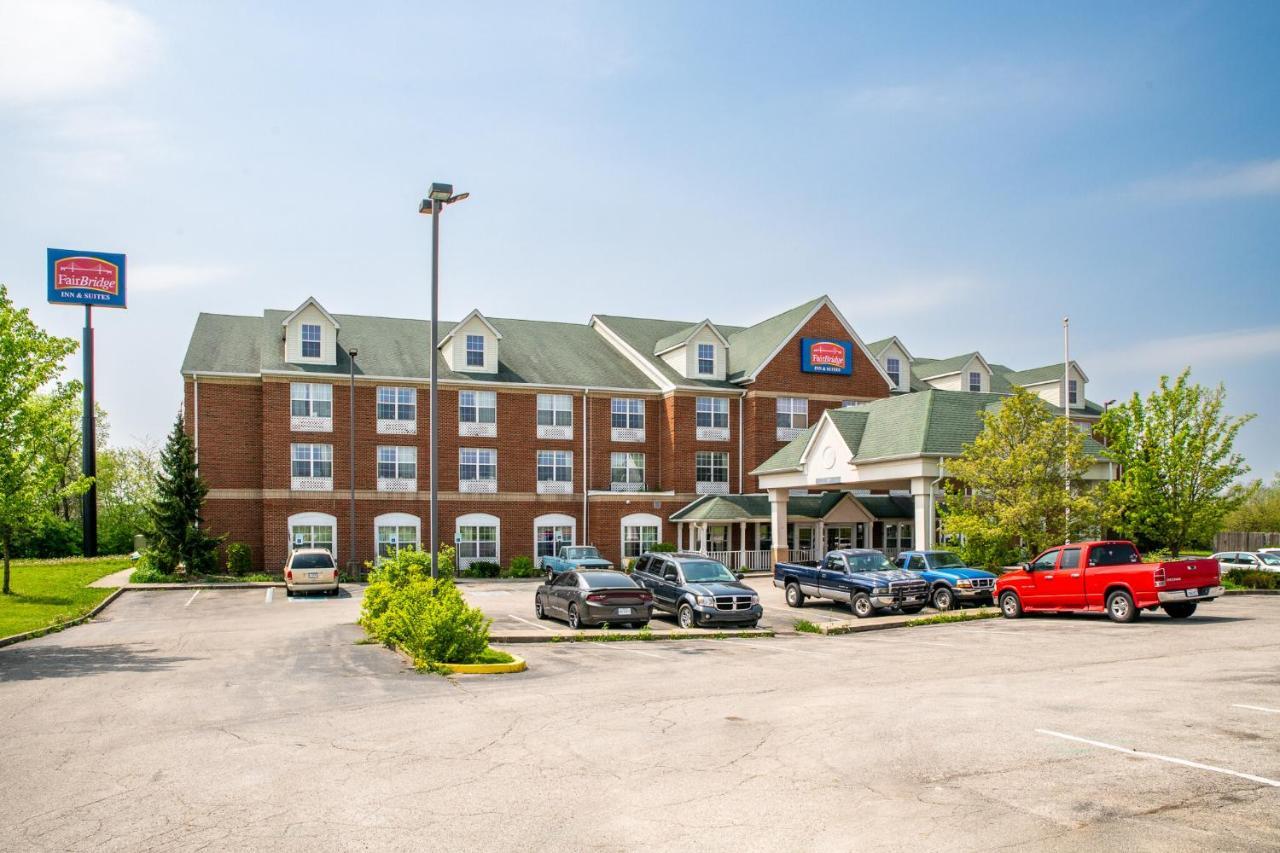 Blisspoint Inn & Suites マリオン エクステリア 写真