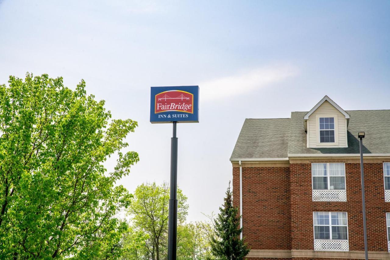 Blisspoint Inn & Suites マリオン エクステリア 写真