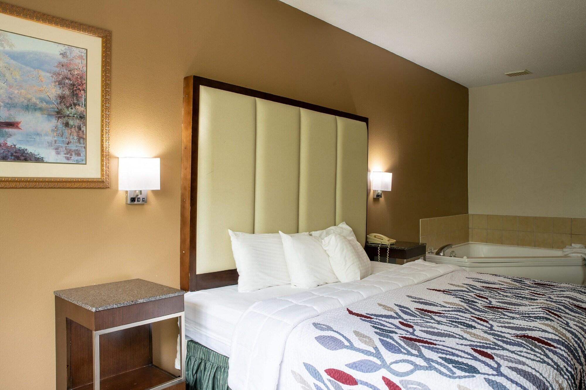 Blisspoint Inn & Suites マリオン エクステリア 写真