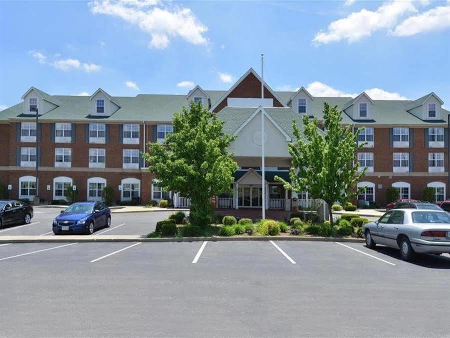 Blisspoint Inn & Suites マリオン エクステリア 写真